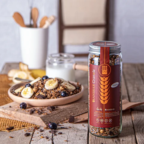 گرانولا شکلاتی